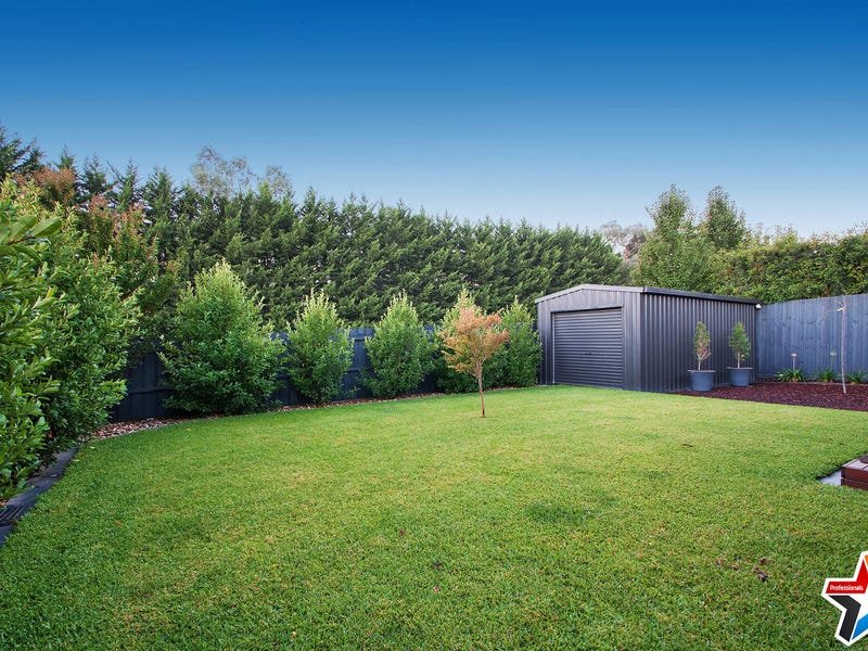 37 Tudor Drive, Mooroolbark image 14