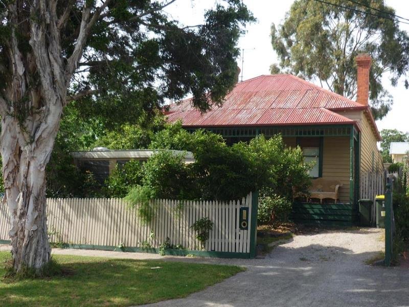 37 Tyne Street, Box Hill North image 3
