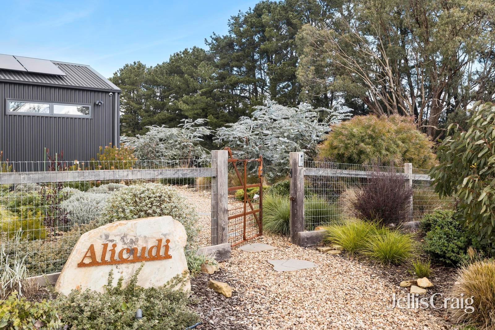 37 Vanina Street, Hepburn image 2