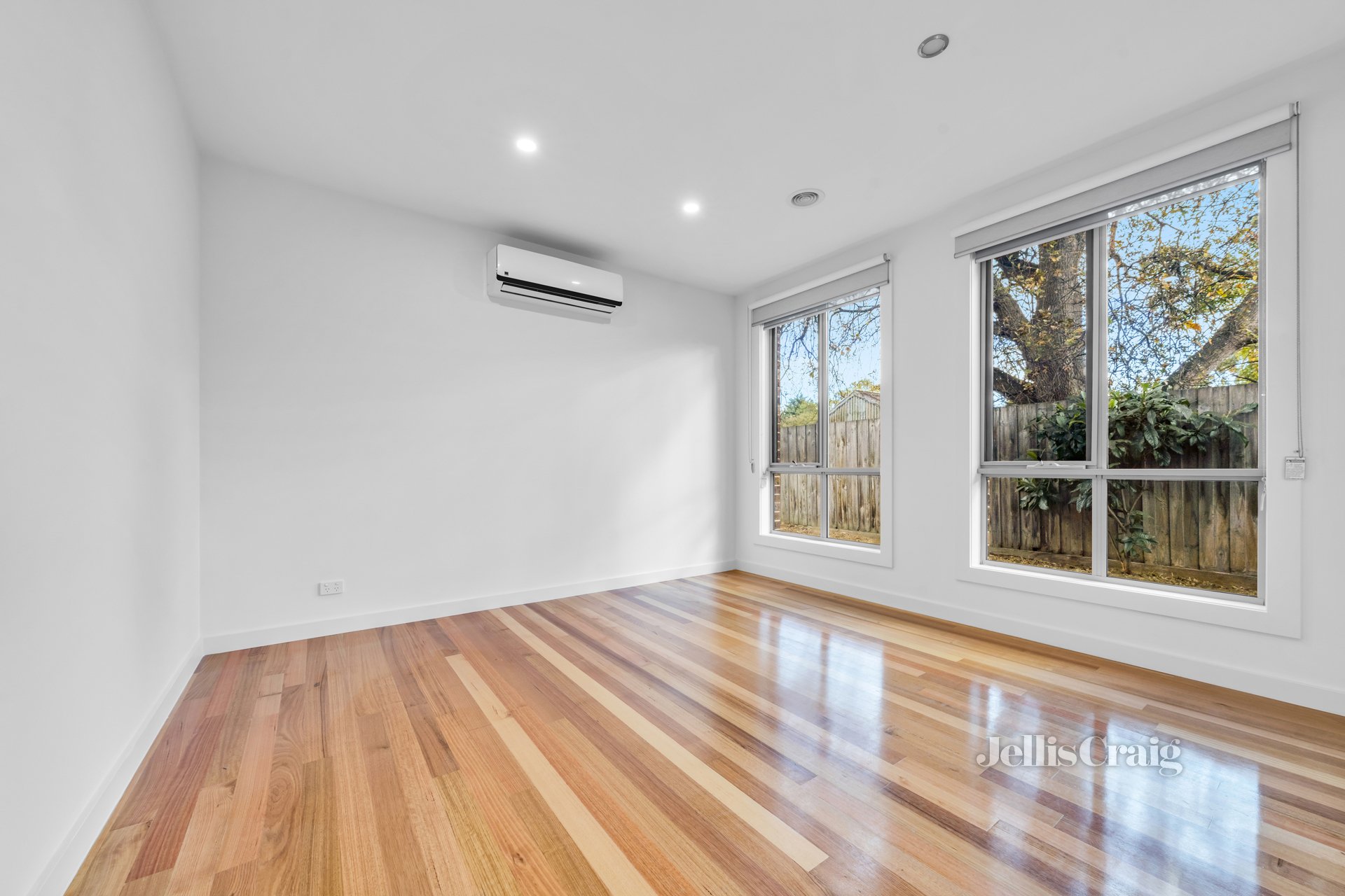 3/7 Vasey Avenue, Mount Waverley image 2