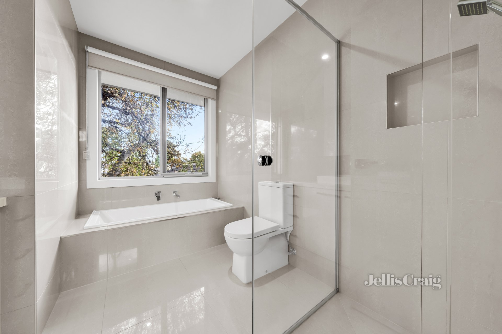 3/7 Vasey Avenue, Mount Waverley image 4