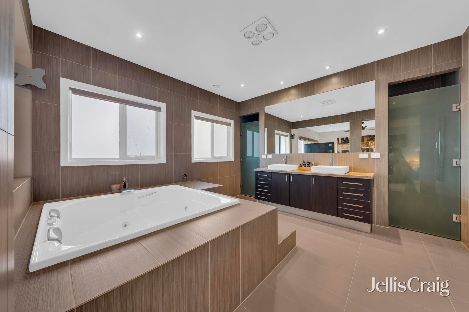 37 Vaucluse Boulevard, Point&nbsp;Cook image 12