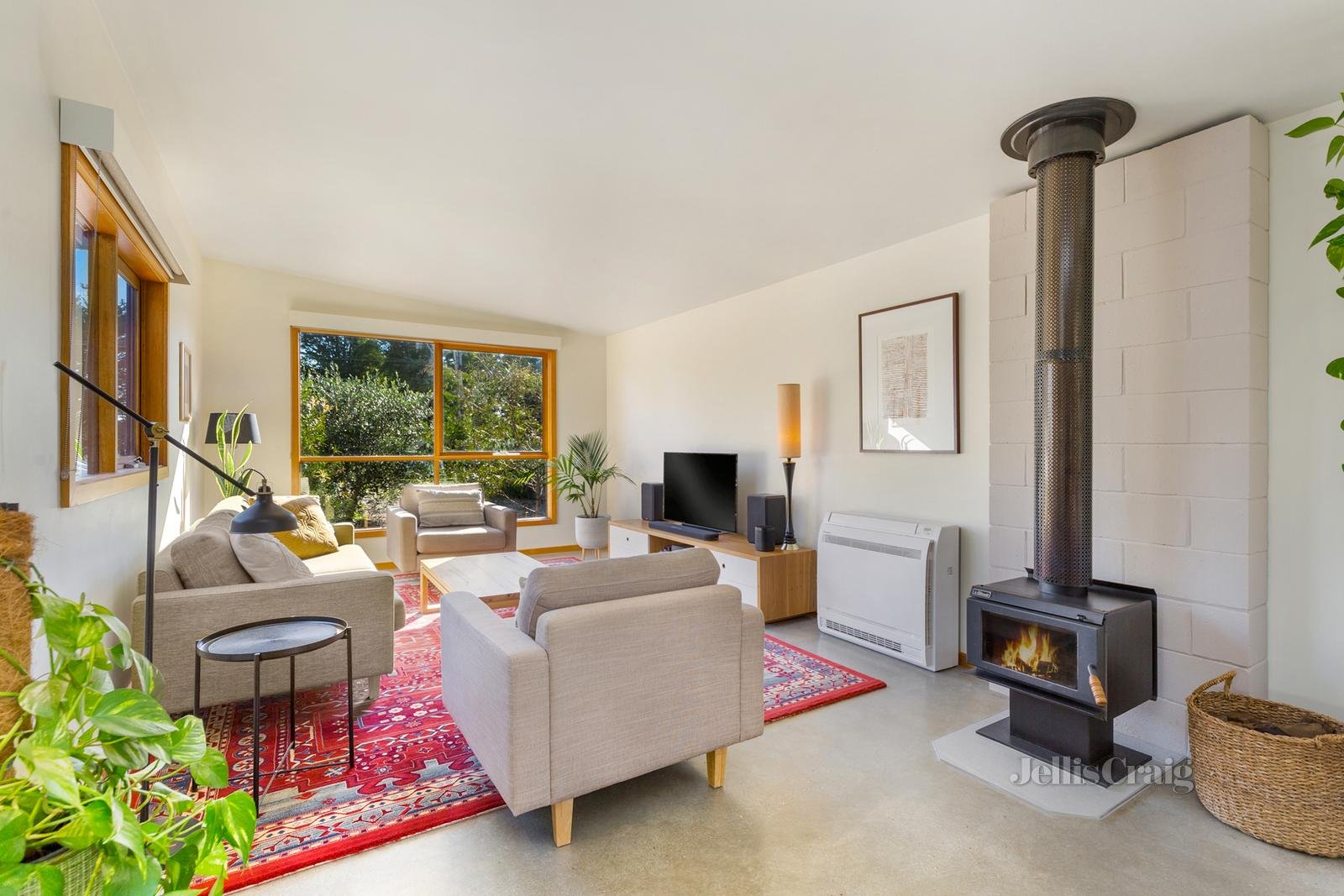 37 Victoria Street, Trentham image 4
