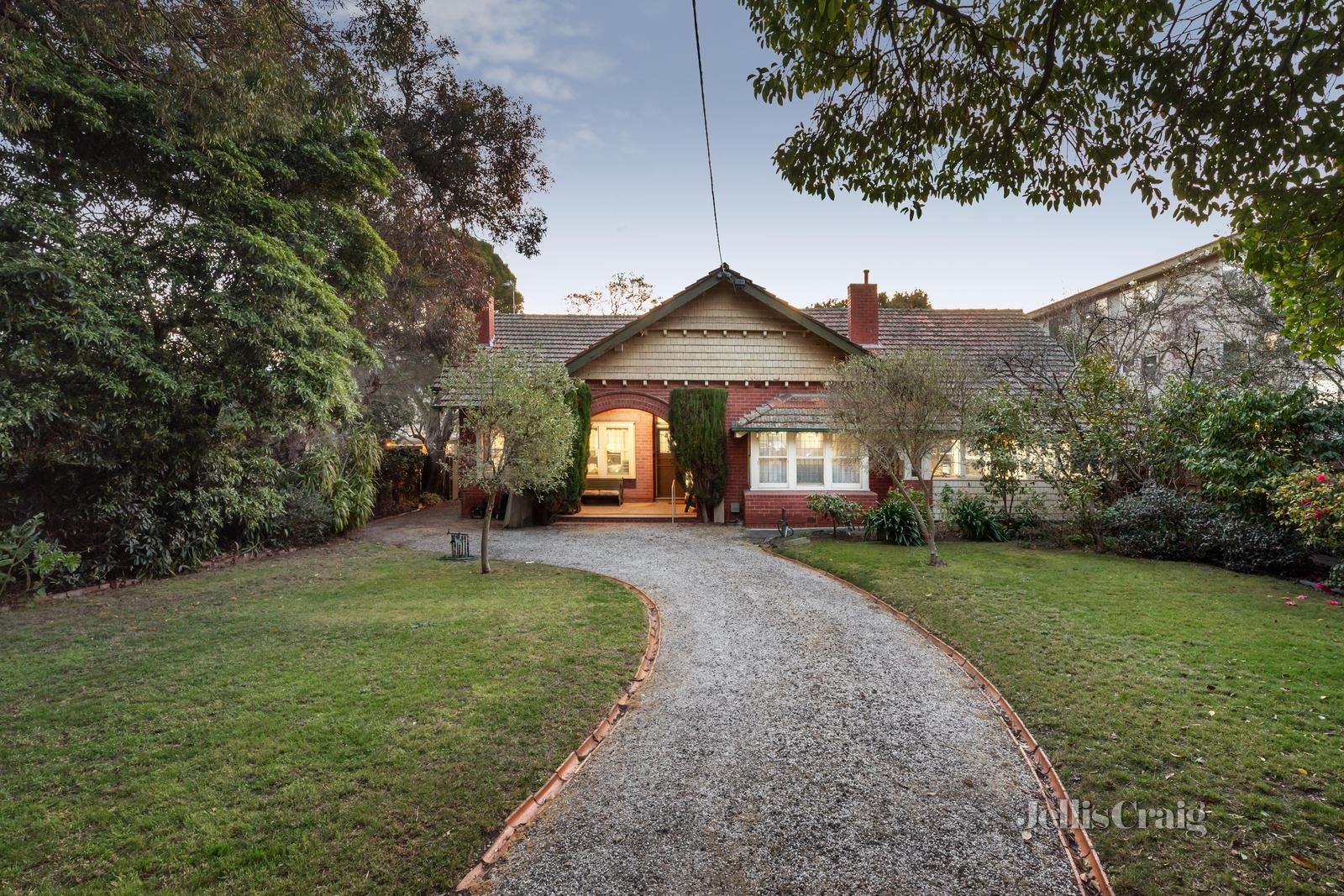 37 Walpole Street, Kew image 1