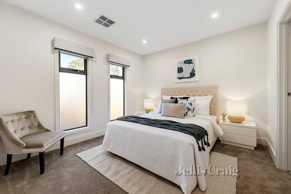 3/7 Walsh  Street, Eltham image 5