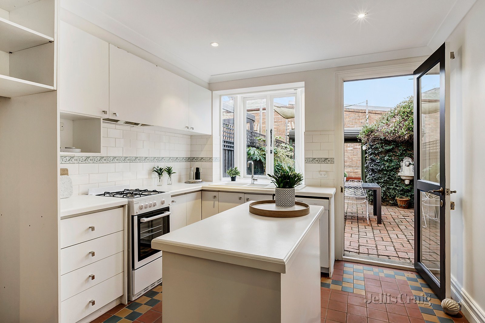 37 Waltham Street, Flemington image 2