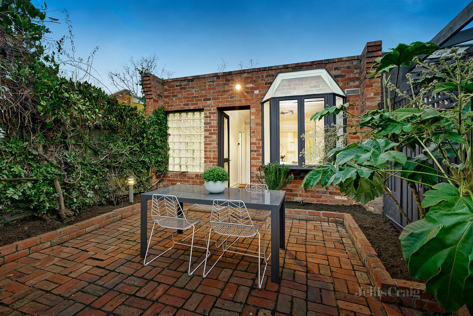 37 Waltham Street, Flemington image 9