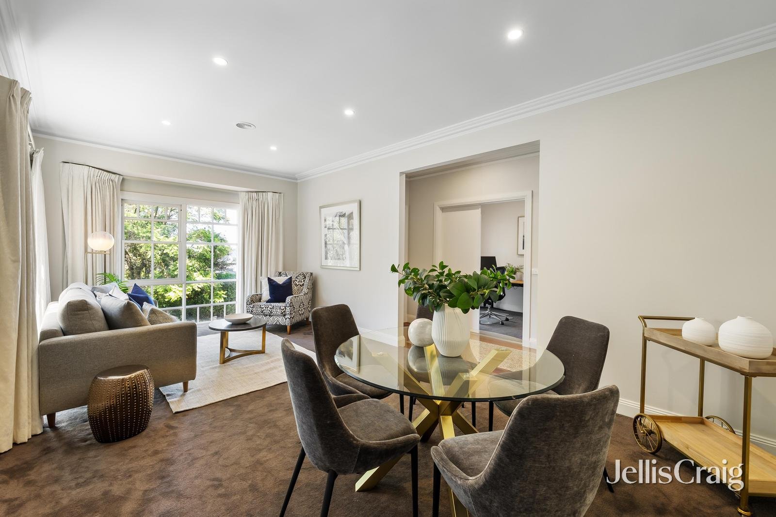 3/7 Warwick Court, Surrey&nbsp;Hills image 3
