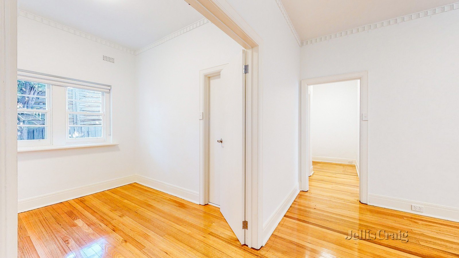 3/7 Washington St, Toorak image 4