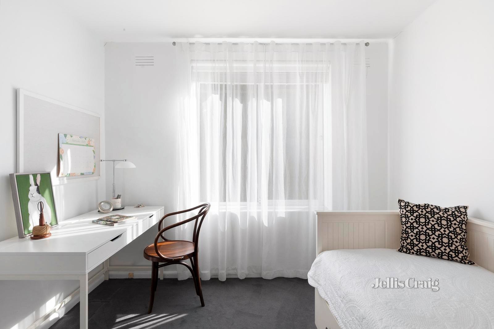 3/7 Wastell Street, Northcote image 6