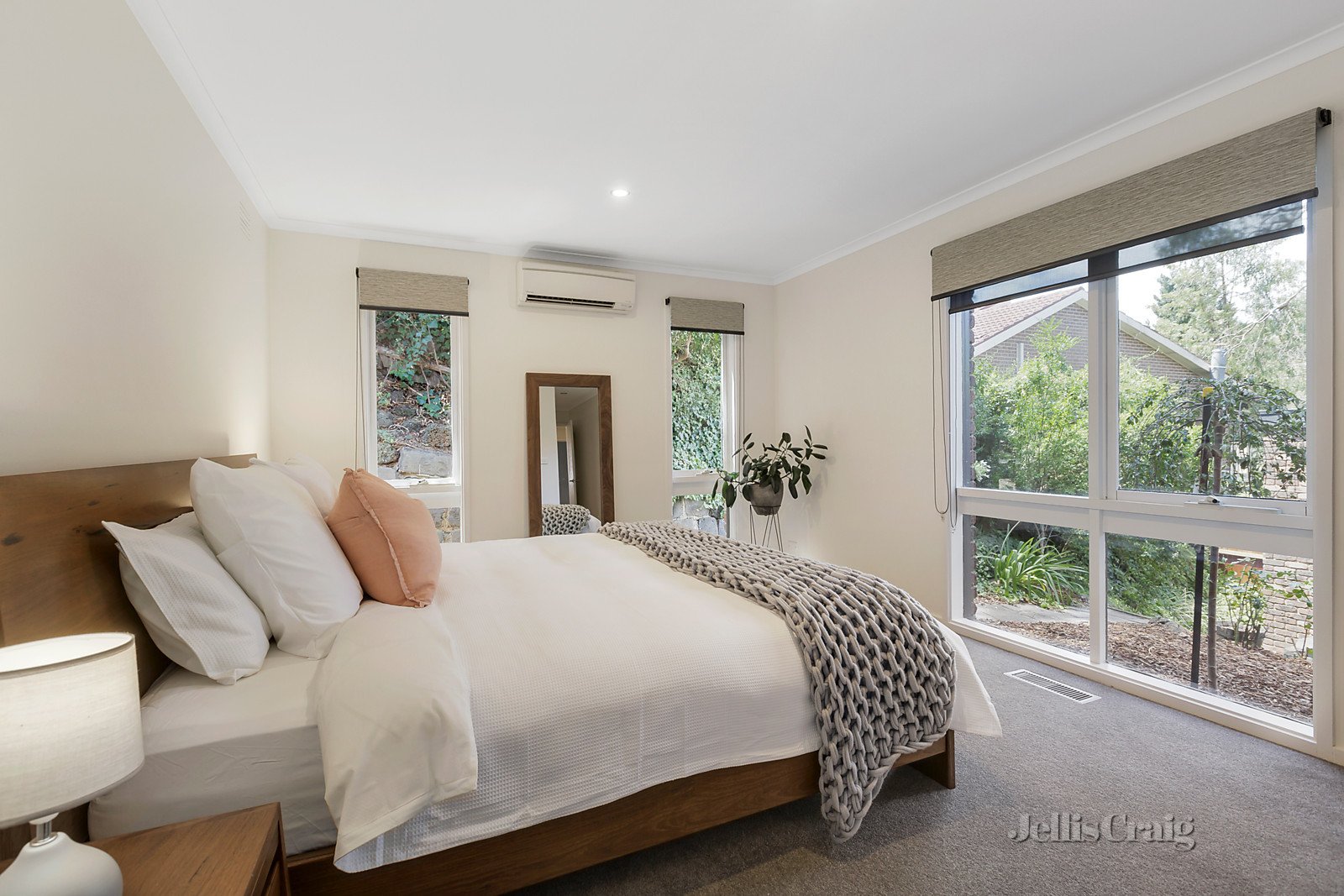 37 Weidlich Road, Eltham North image 7