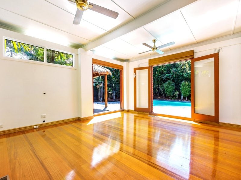 37 Wilga Street, Mount&nbsp;Waverley image 2