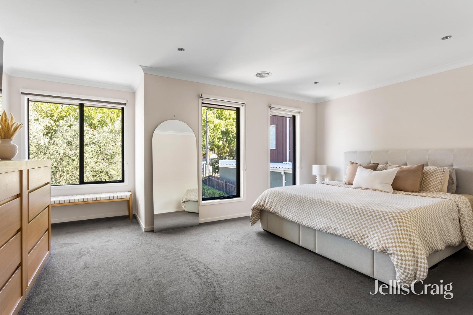 37 Willsmere Road, Kew image 9