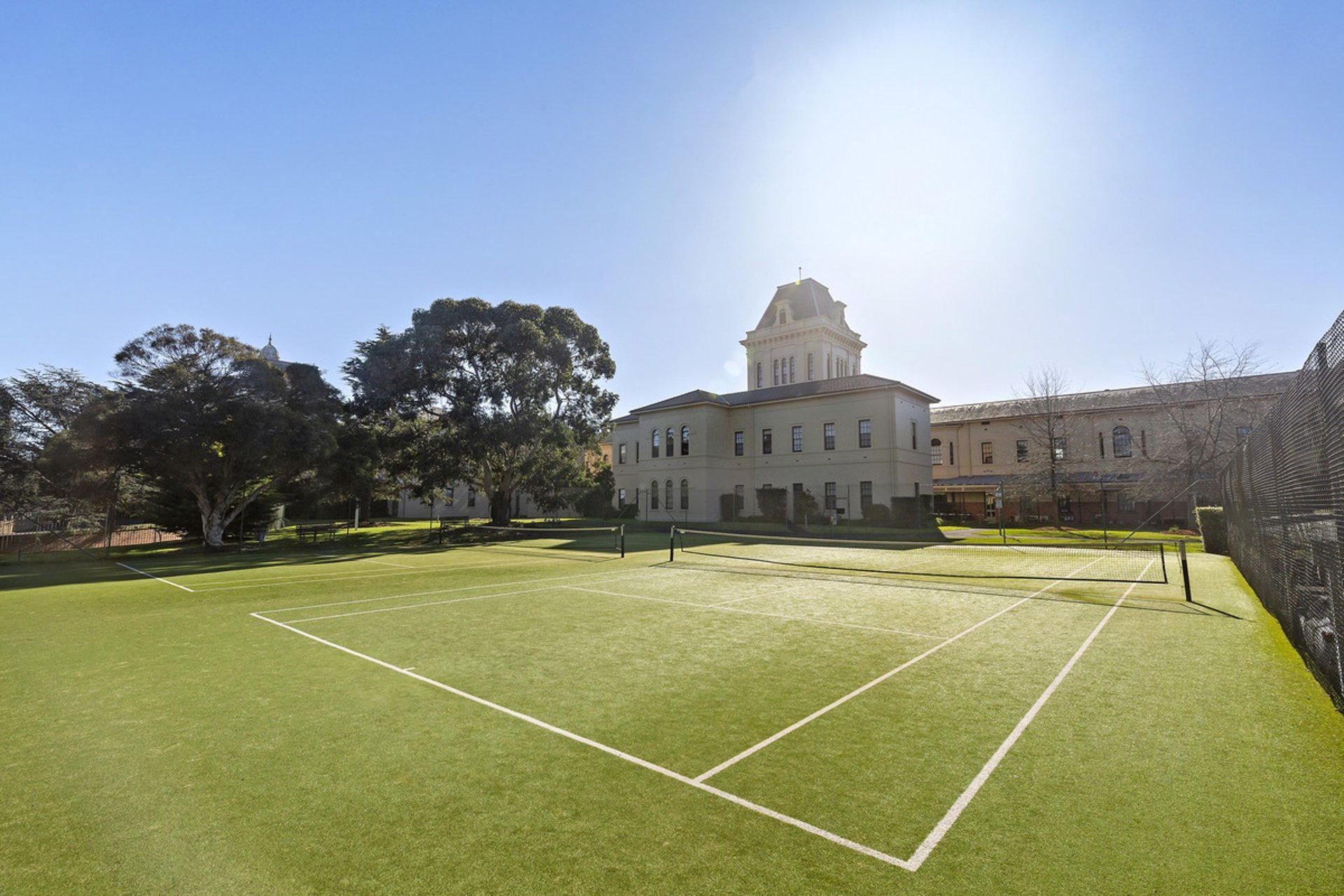 37 Wiltshire Drive, Kew image 9