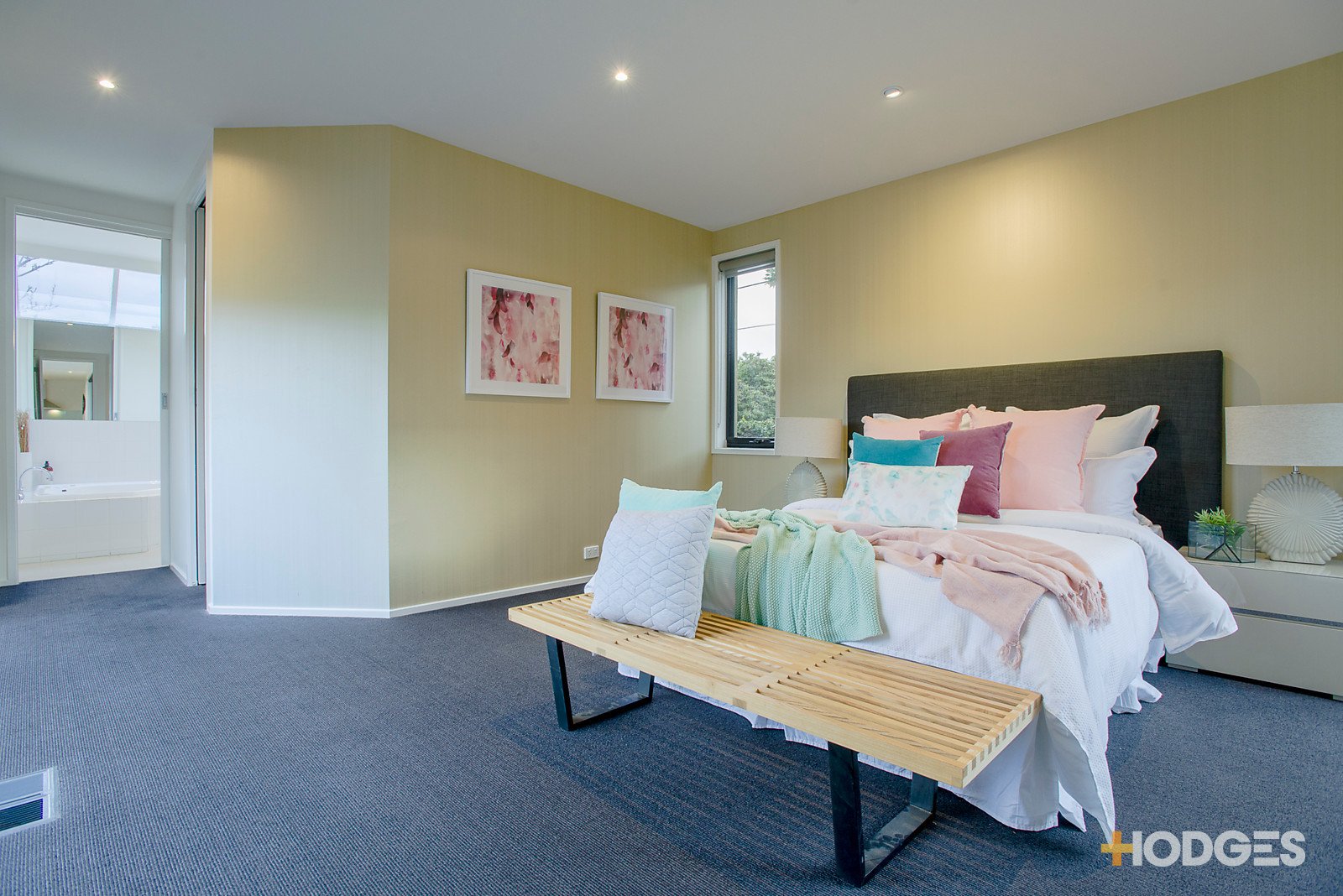 37 Woodland Street, Essendon image 9