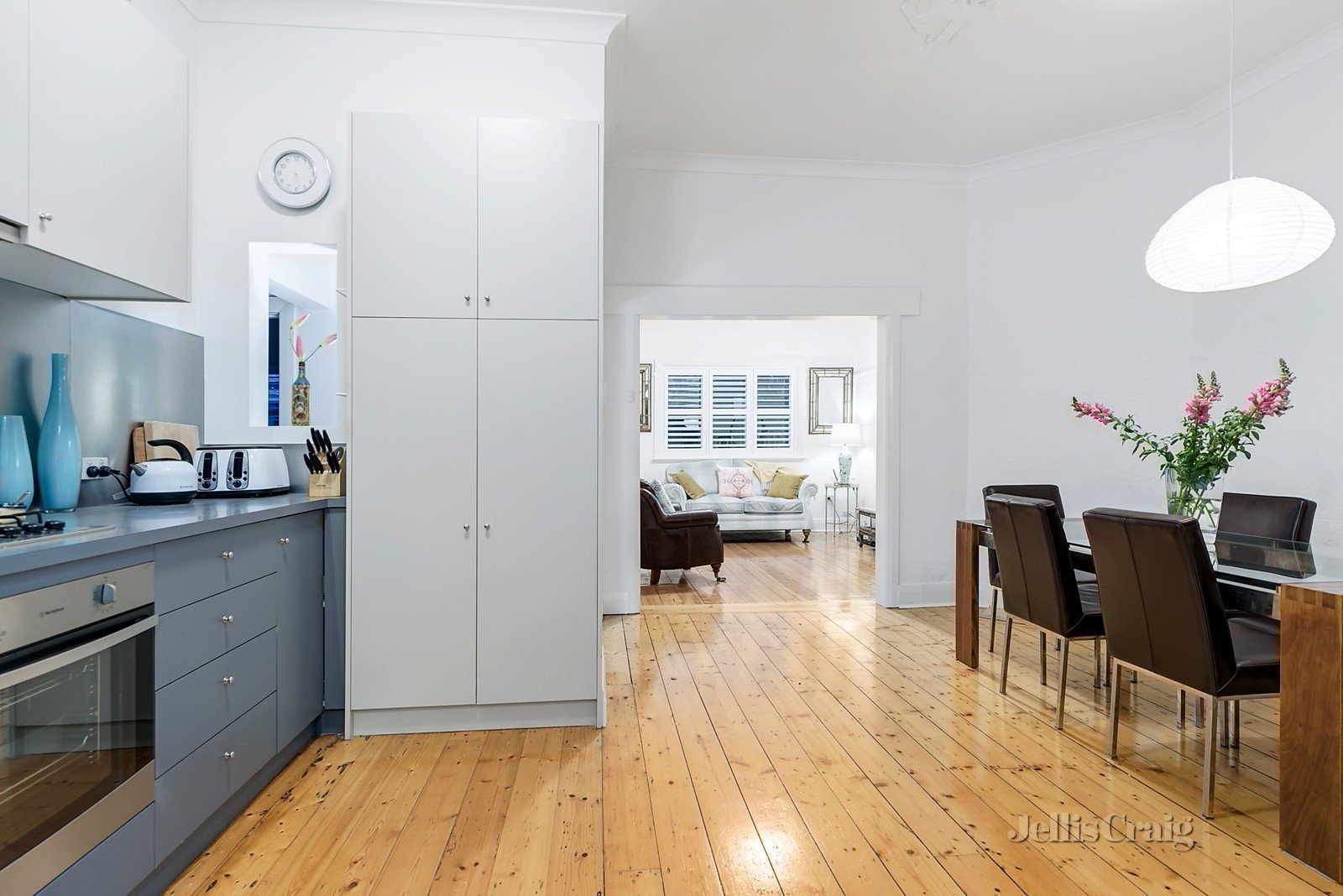 37 Wrights Terrace, Prahran image 2