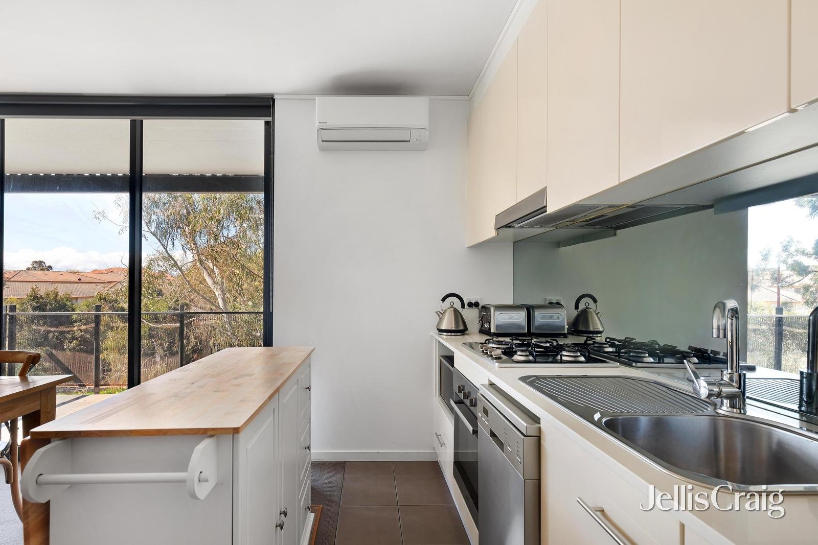 3/70 Janefield Drive, Bundoora image 9