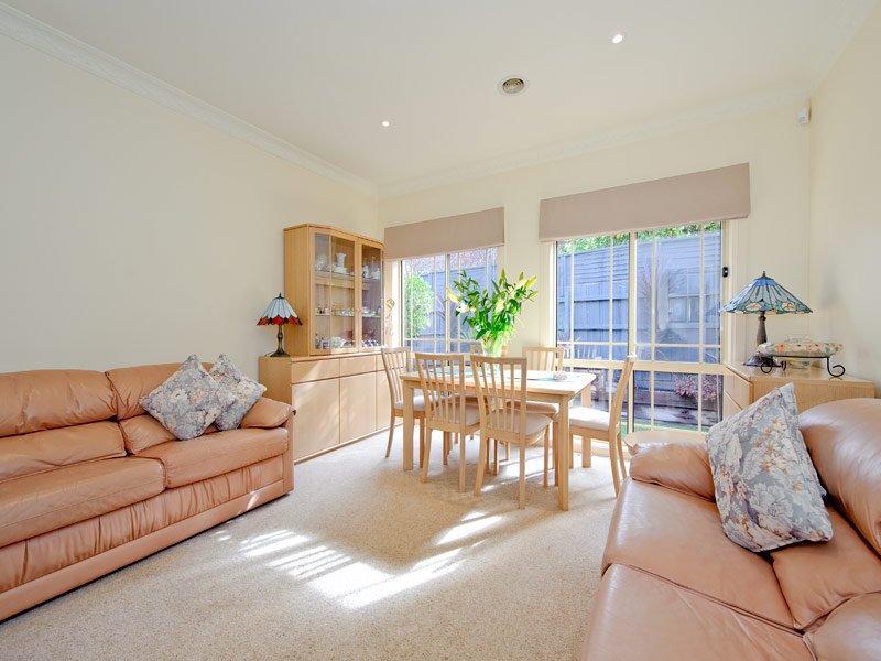 3/70 Medway Street, Box Hill North image 2