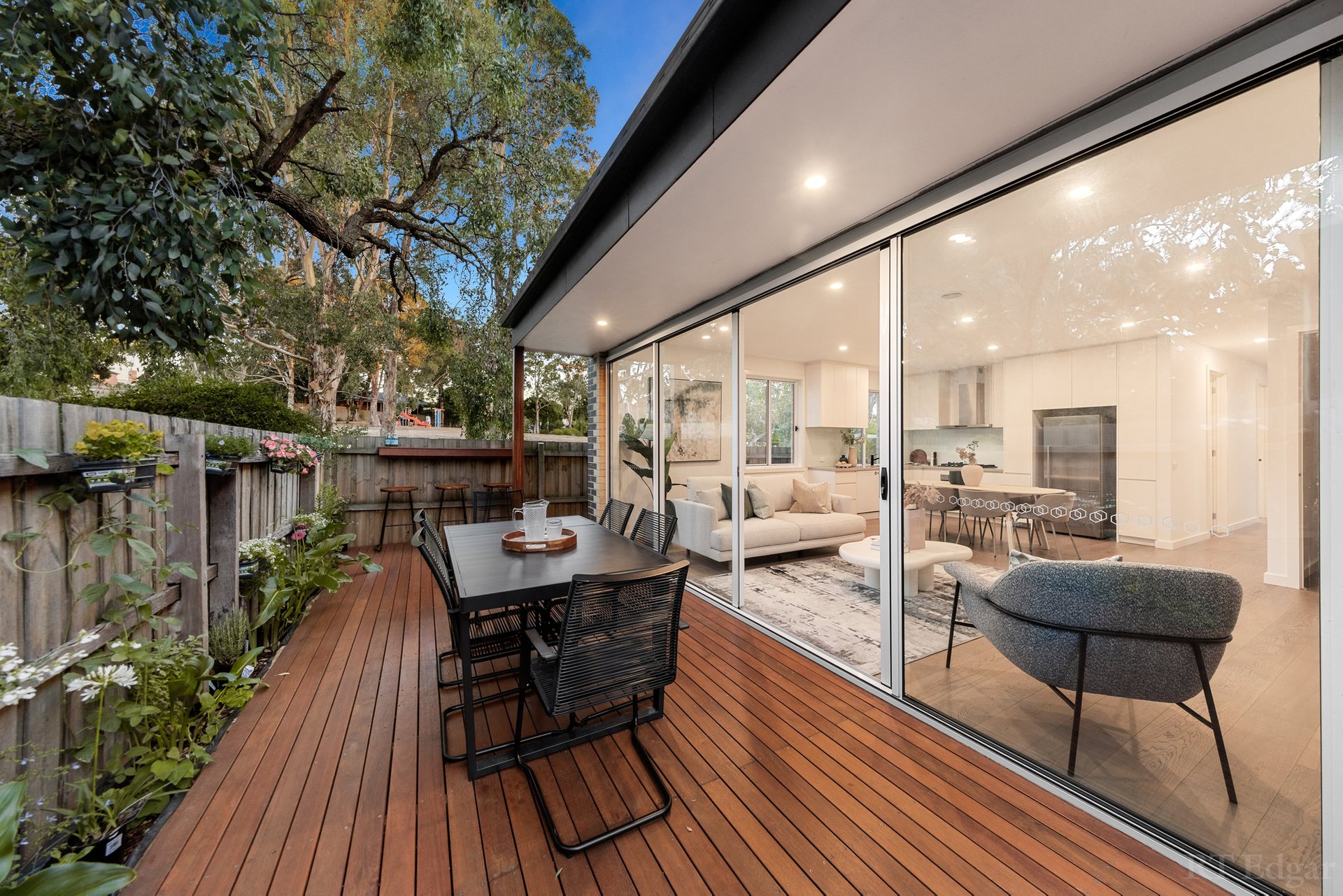 Property Gallery Thumbnail 6