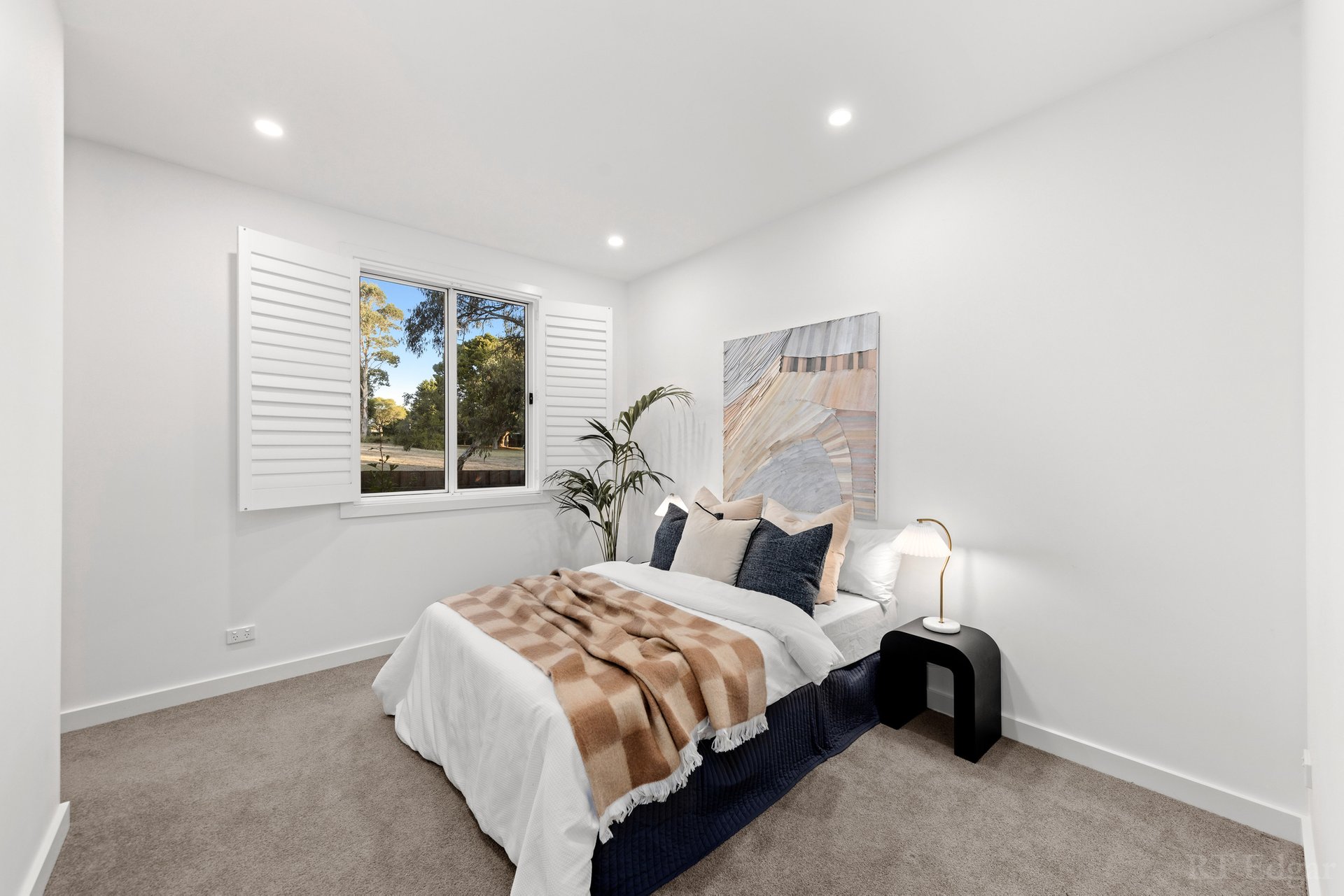 Property Gallery Thumbnail 10