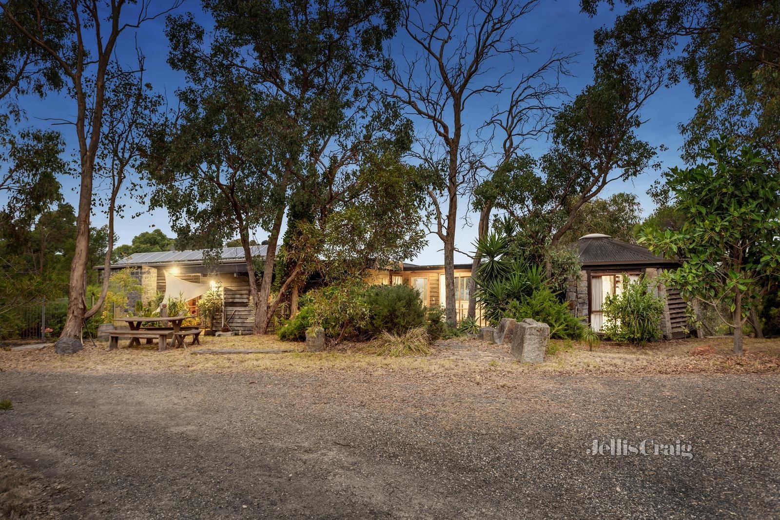 370 Yan Yean Road, Yarrambat image 2