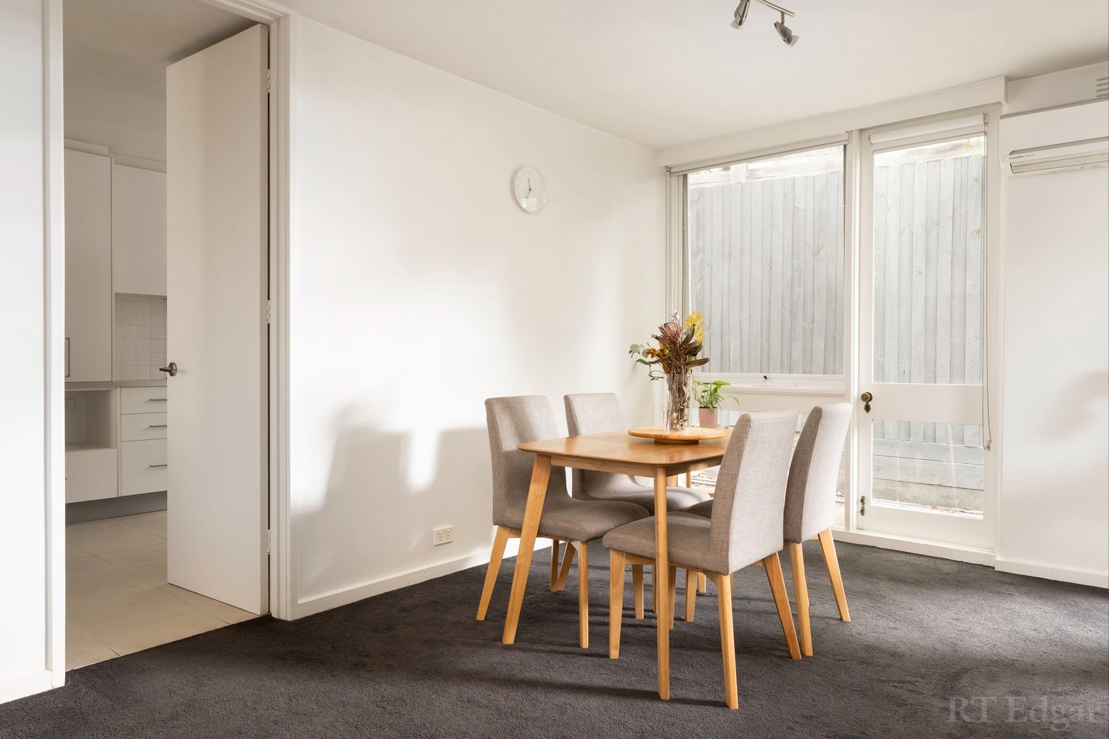 Property Gallery Thumbnail 5