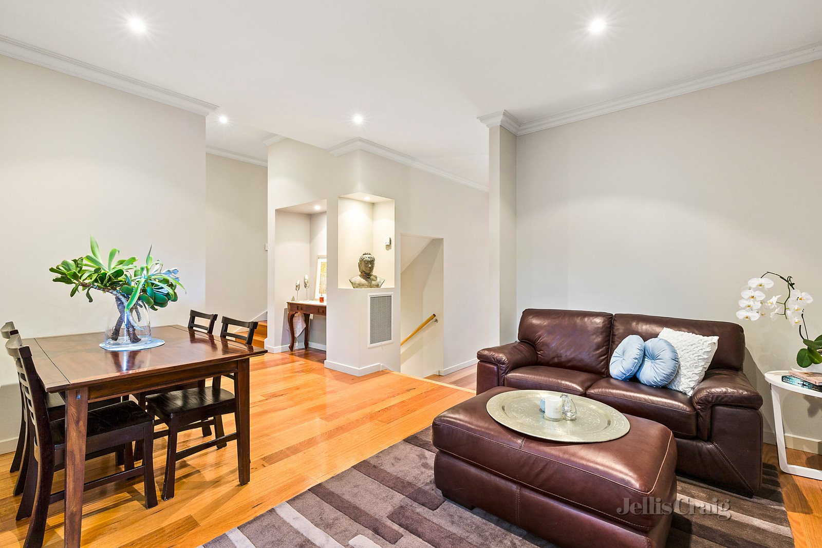 3/71 Nell Street, Greensborough image 5