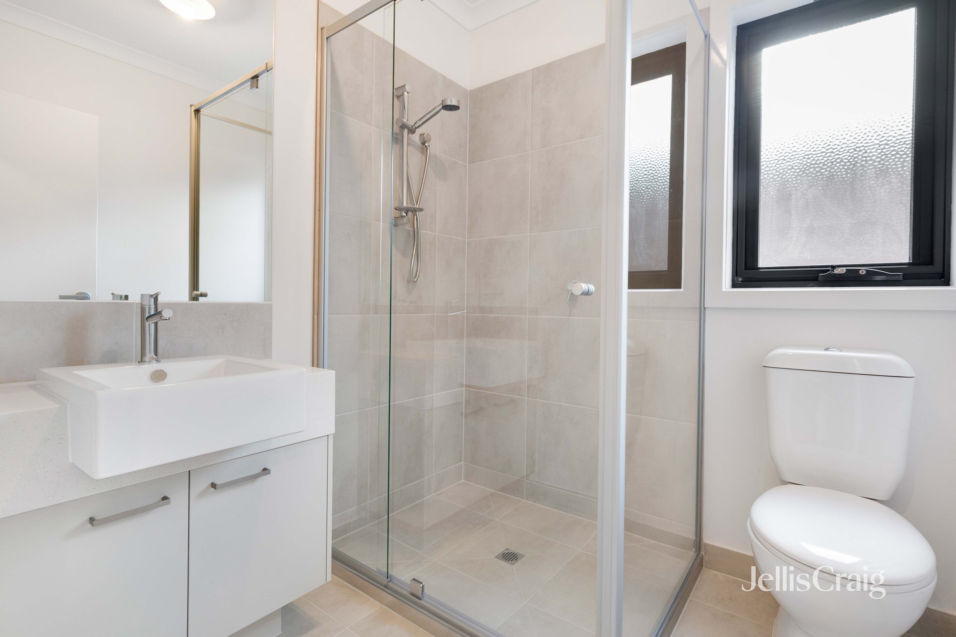 3/724 Barkly Street, Golden Point image 5