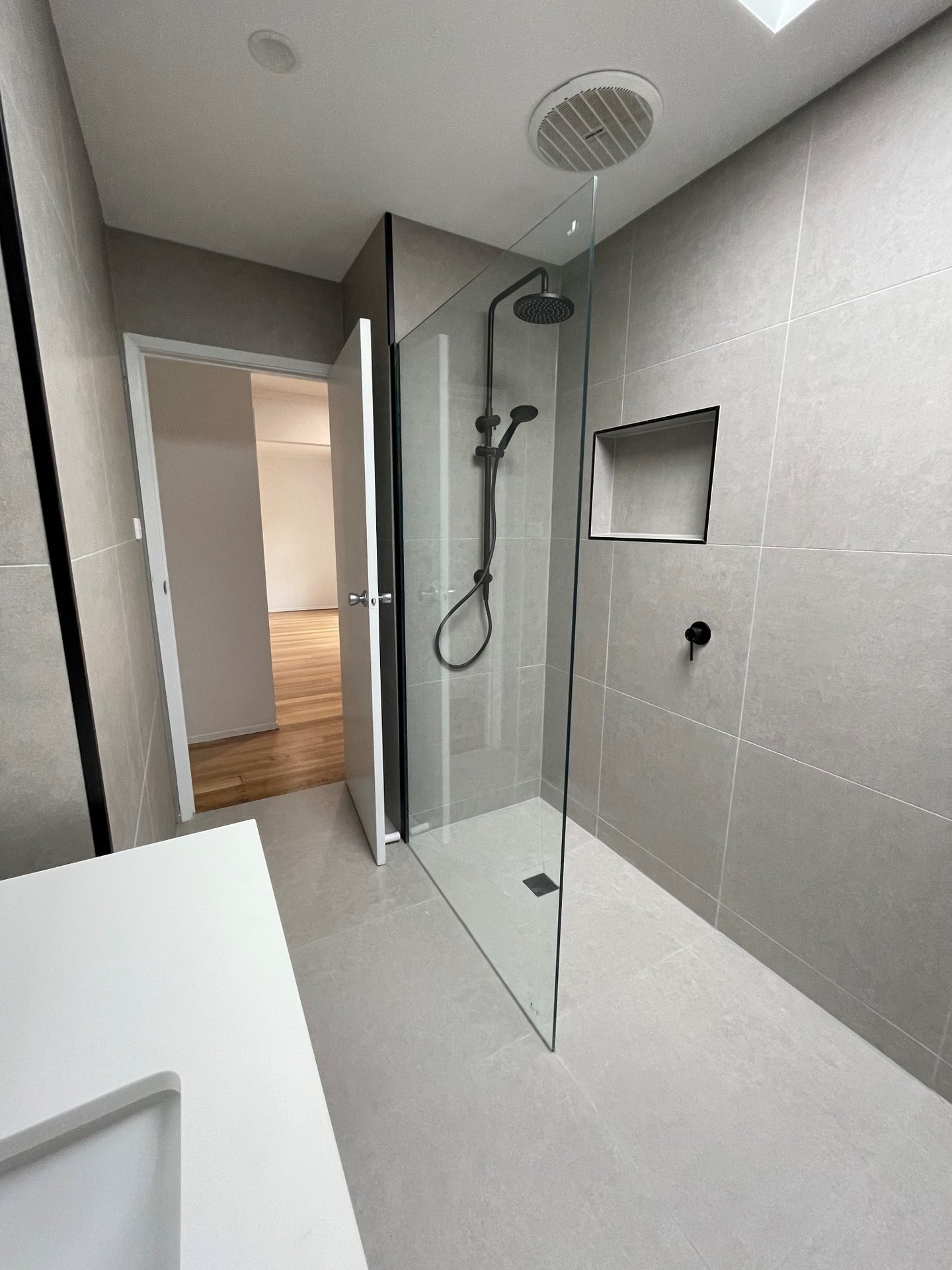 3/73 Laburnum Street, Blackburn image 8