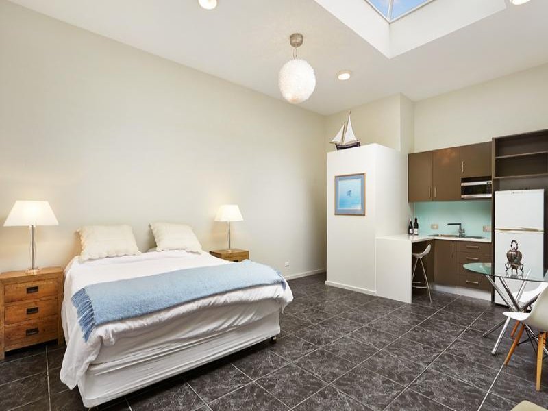 Property Gallery Thumbnail 11