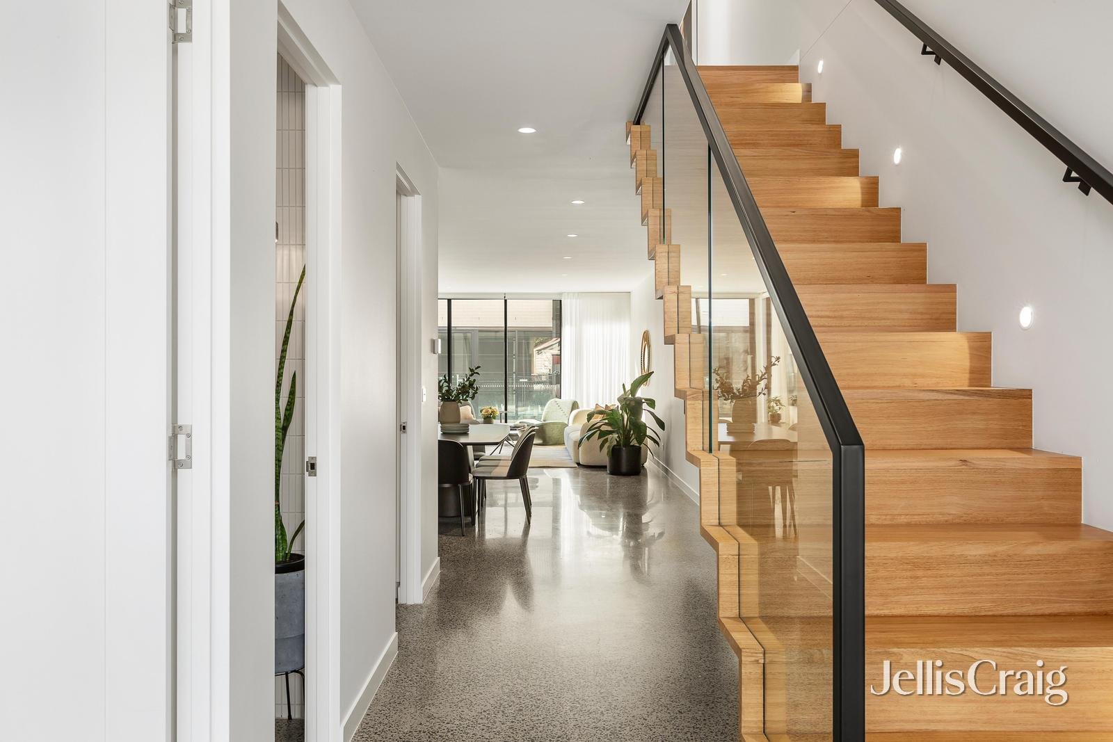 373A Clarke Street, Northcote image 5