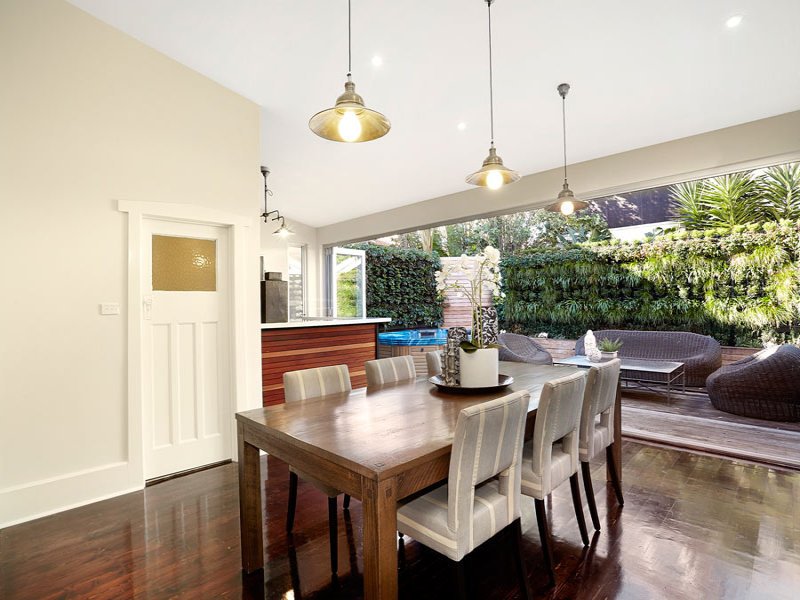 374 Barkly Street, Elwood image 2