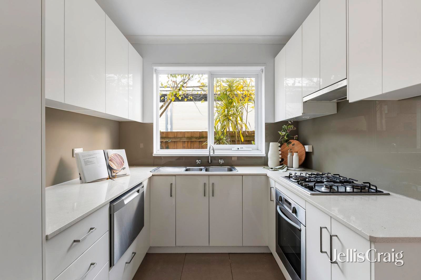 3/74 Marshall Street, Ivanhoe image 3