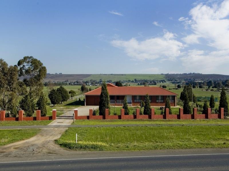 375 Bacchus Marsh Road, Lara image 2