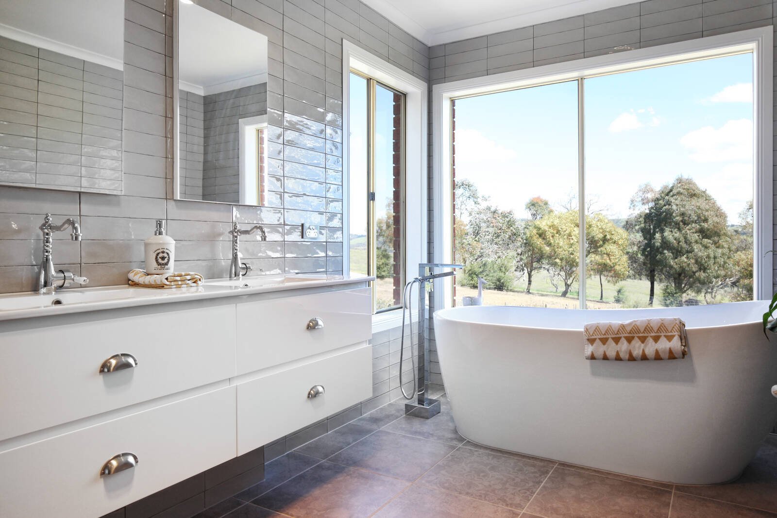 Property Gallery Thumbnail 16