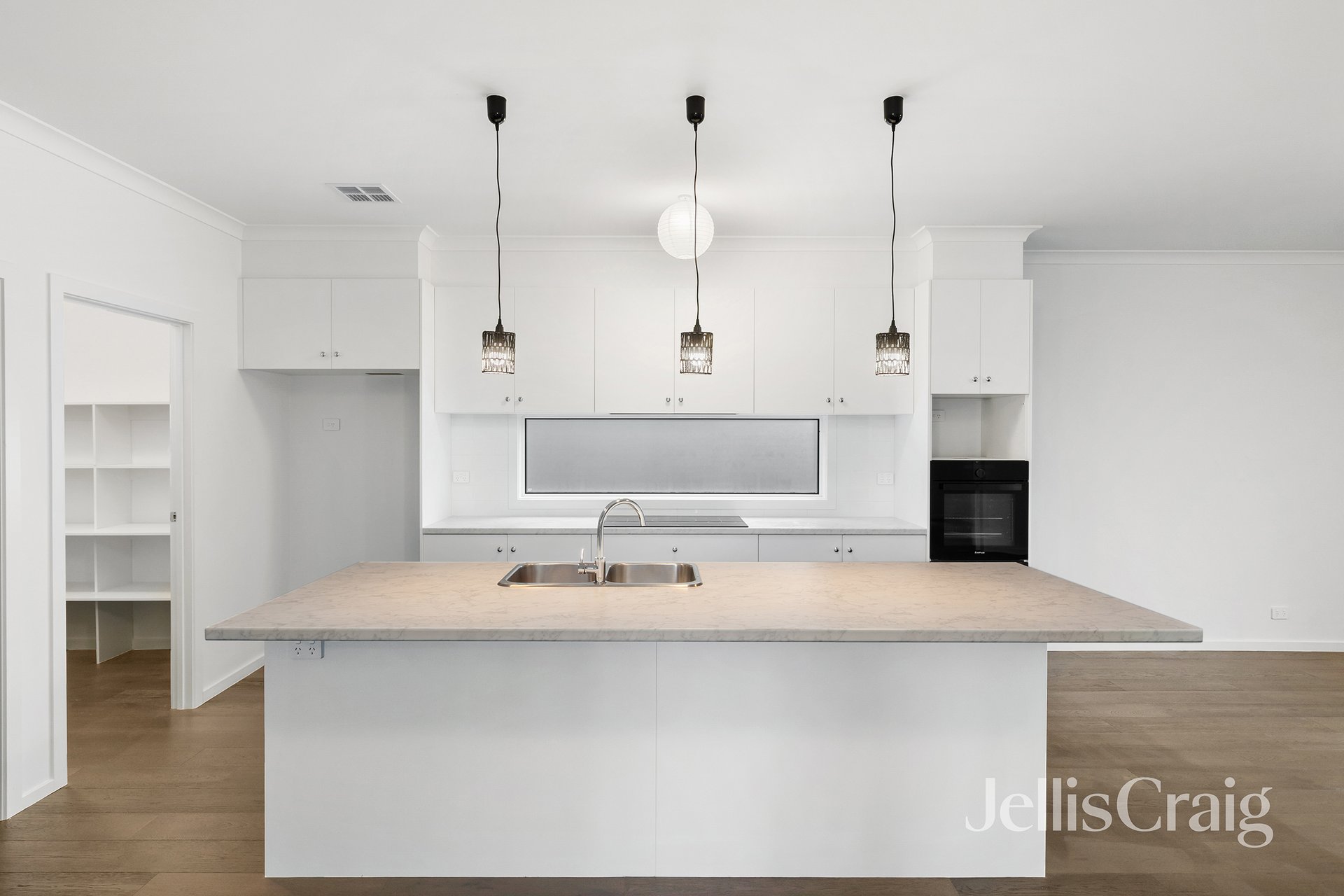 375 Main Road, Montmorency image 2