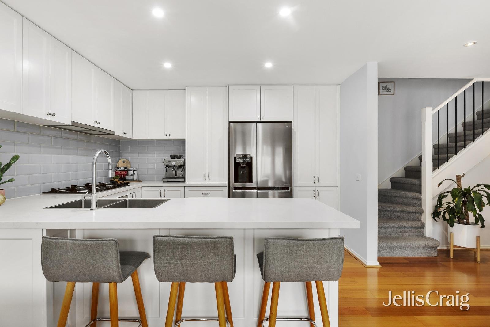 3/756 Hawthorn Road, Brighton&nbsp;East image 3