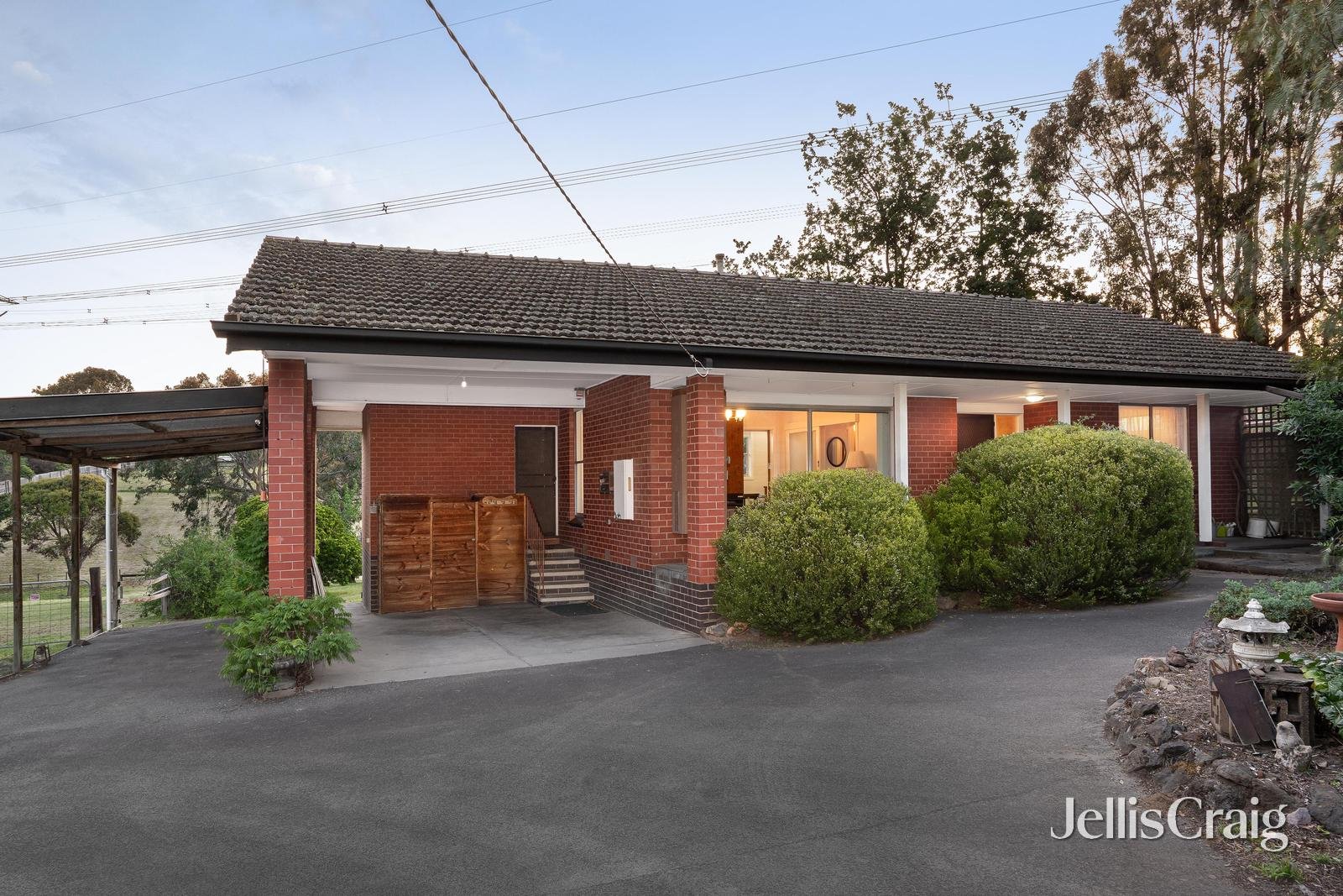 376-386 Diamond Creek Road, Diamond Creek image 5