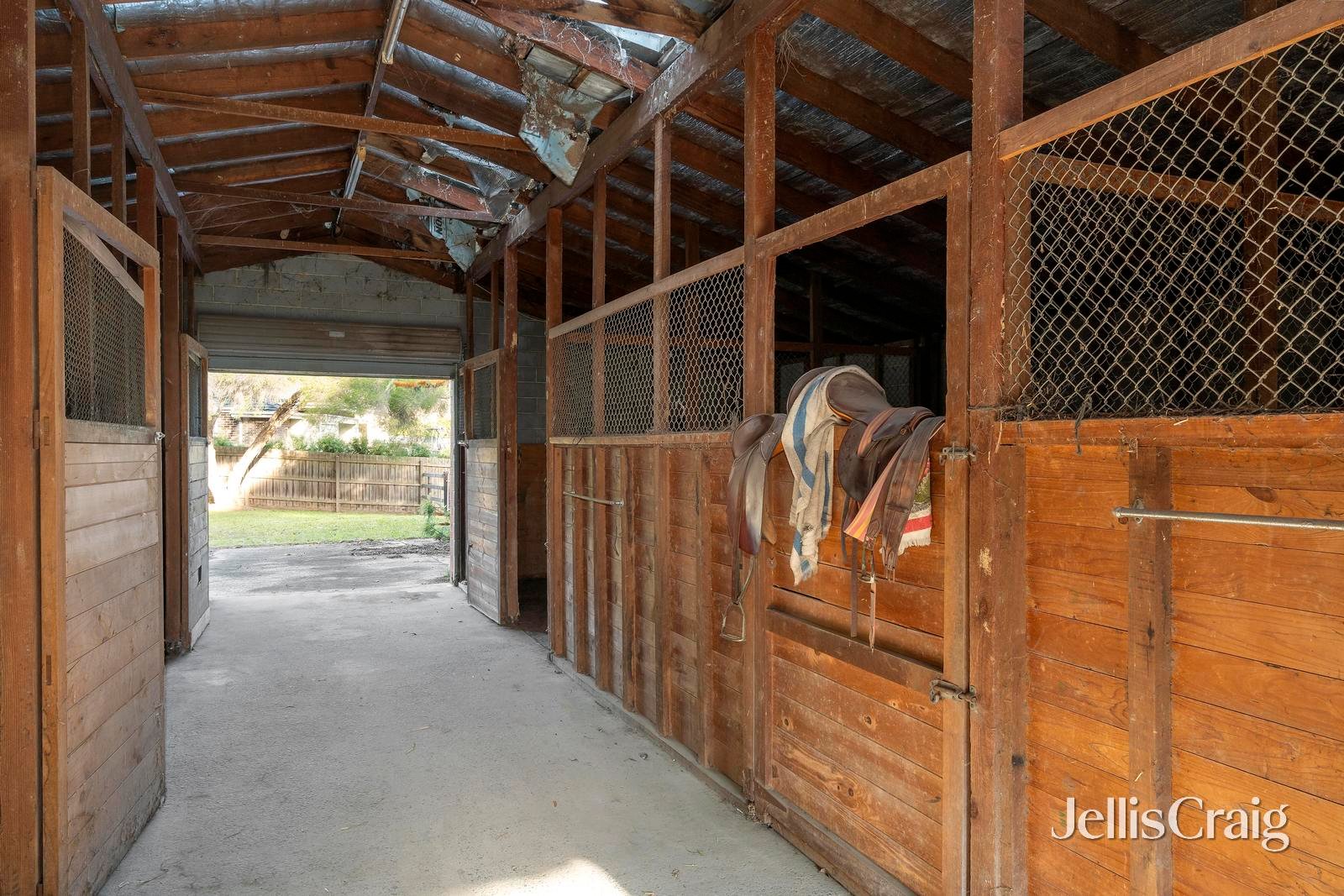 376-386 Diamond Creek Road, Diamond Creek image 15