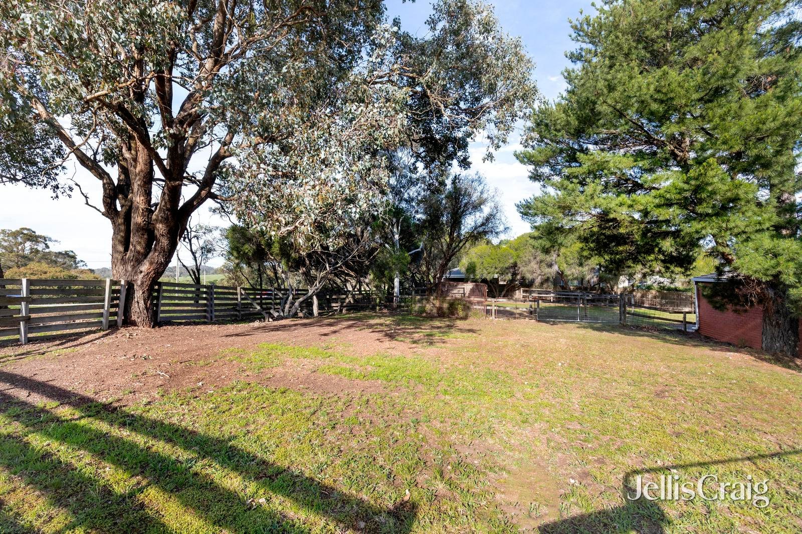 376-386 Diamond Creek Road, Diamond Creek image 16