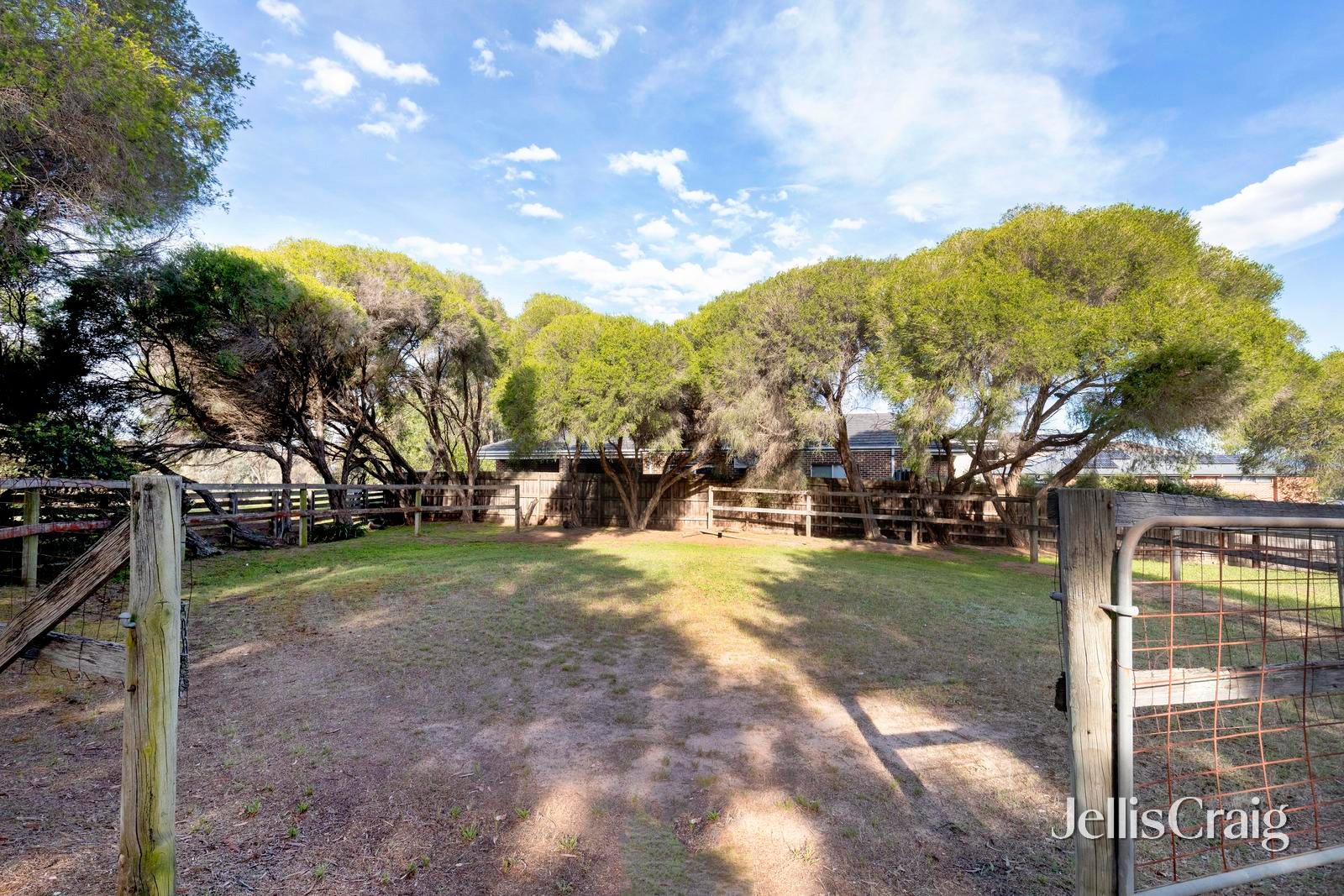 376-386 Diamond Creek Road, Diamond Creek image 20