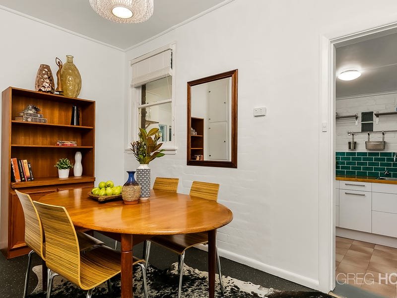 376 Howe Parade, Port Melbourne image 3