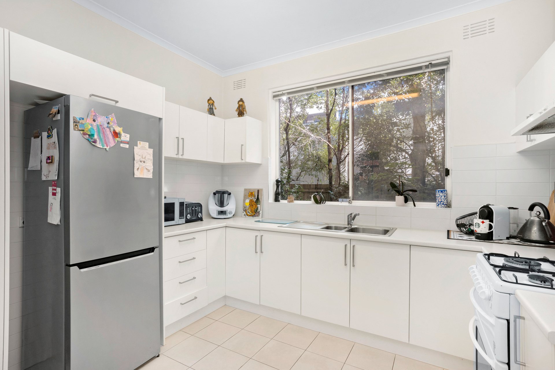 Property Gallery Thumbnail 6