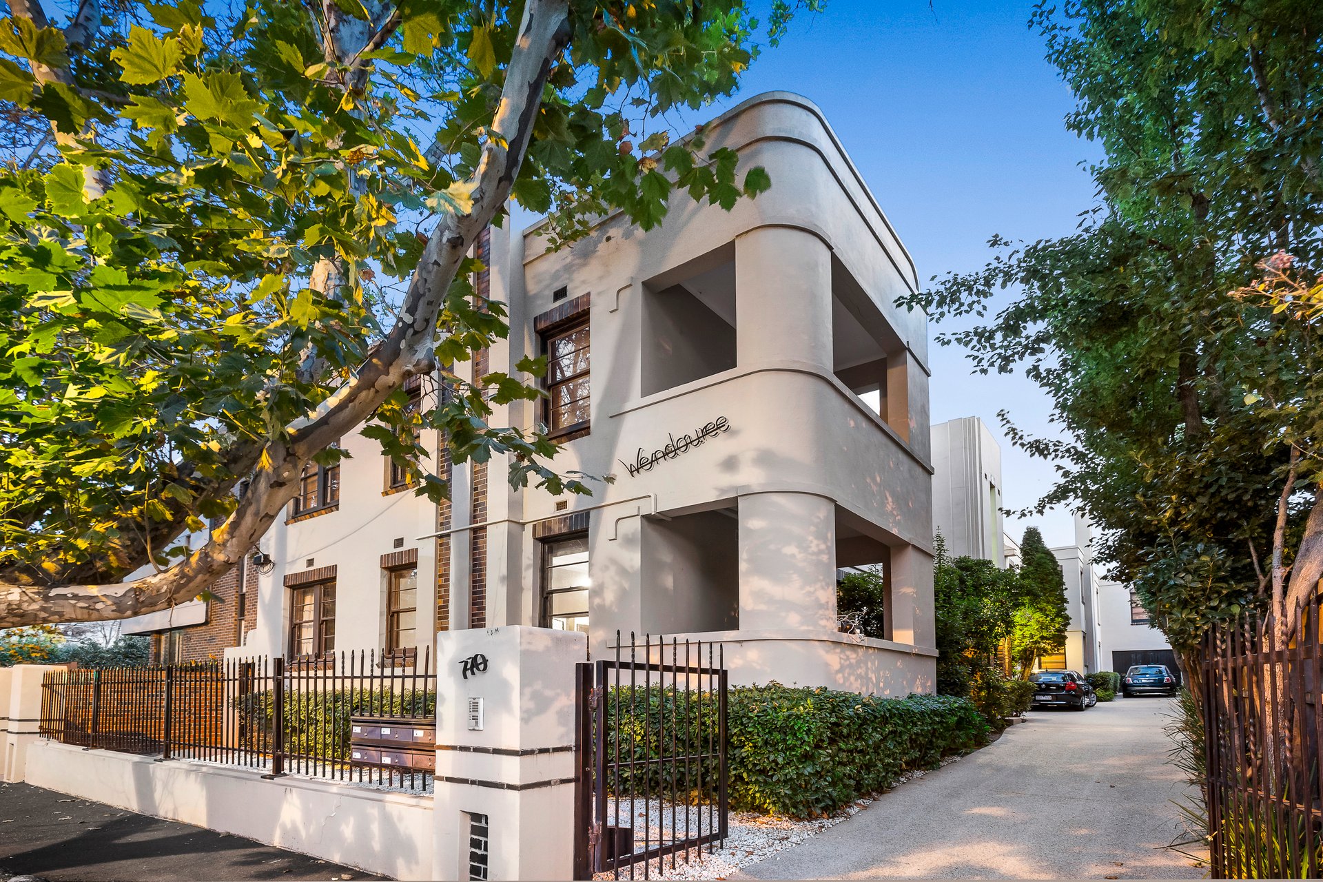 Minimalist Armadale Apartments Melbourne 