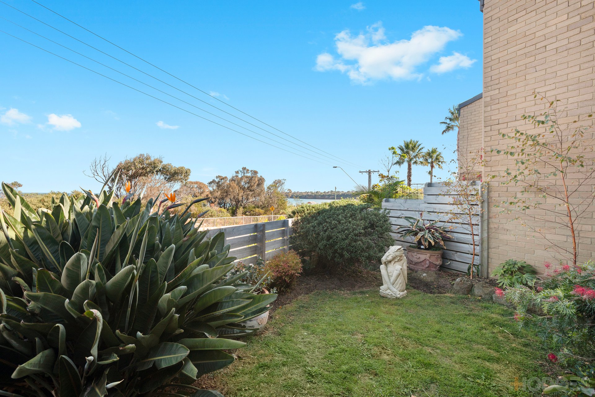 3 / 78 Beach Road Mentone