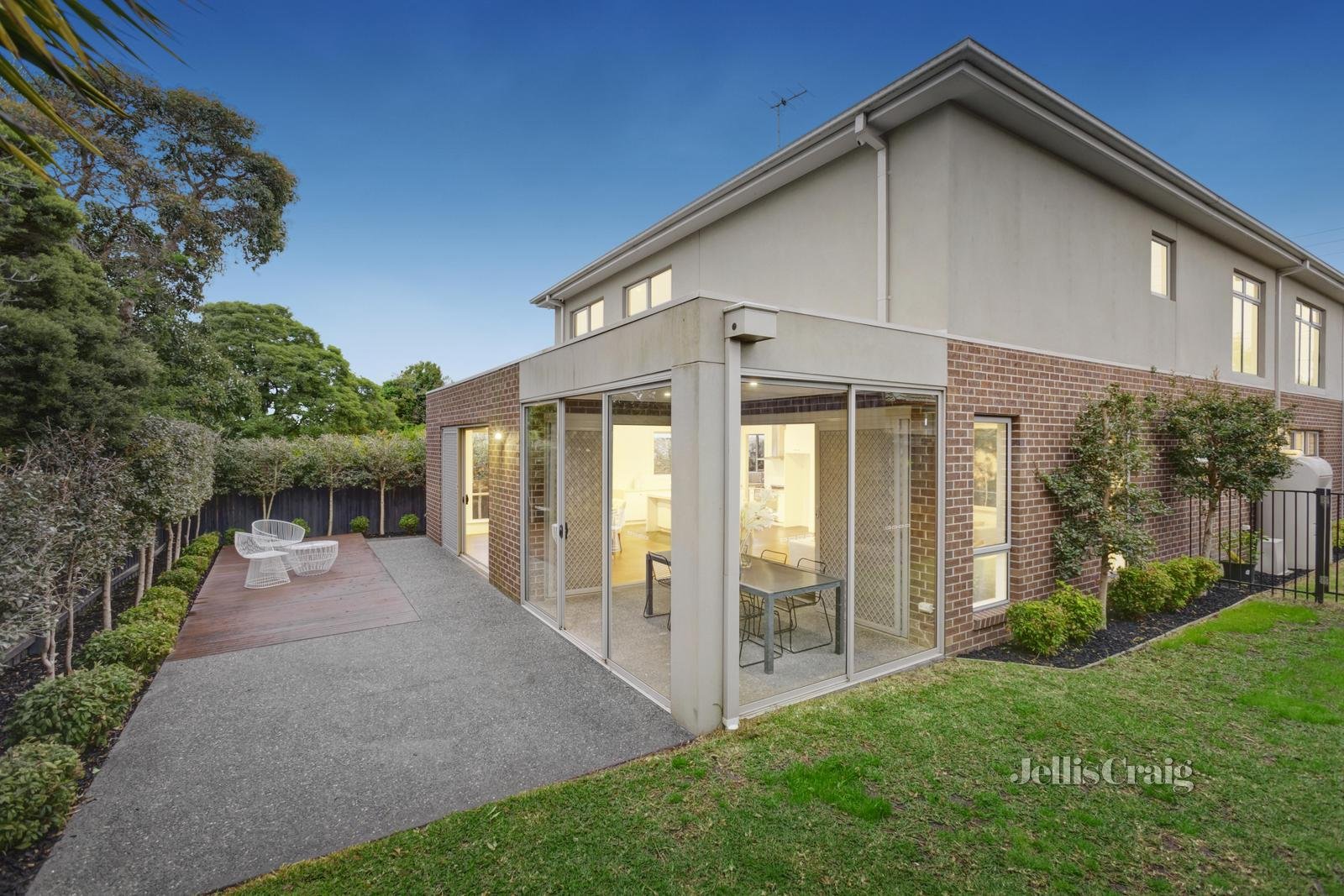 378 Highbury Road, Mount Waverley image 13