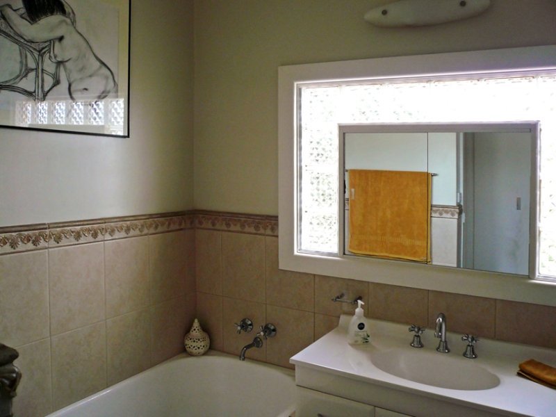 379 Canterbury Road, Forest Hill image 4
