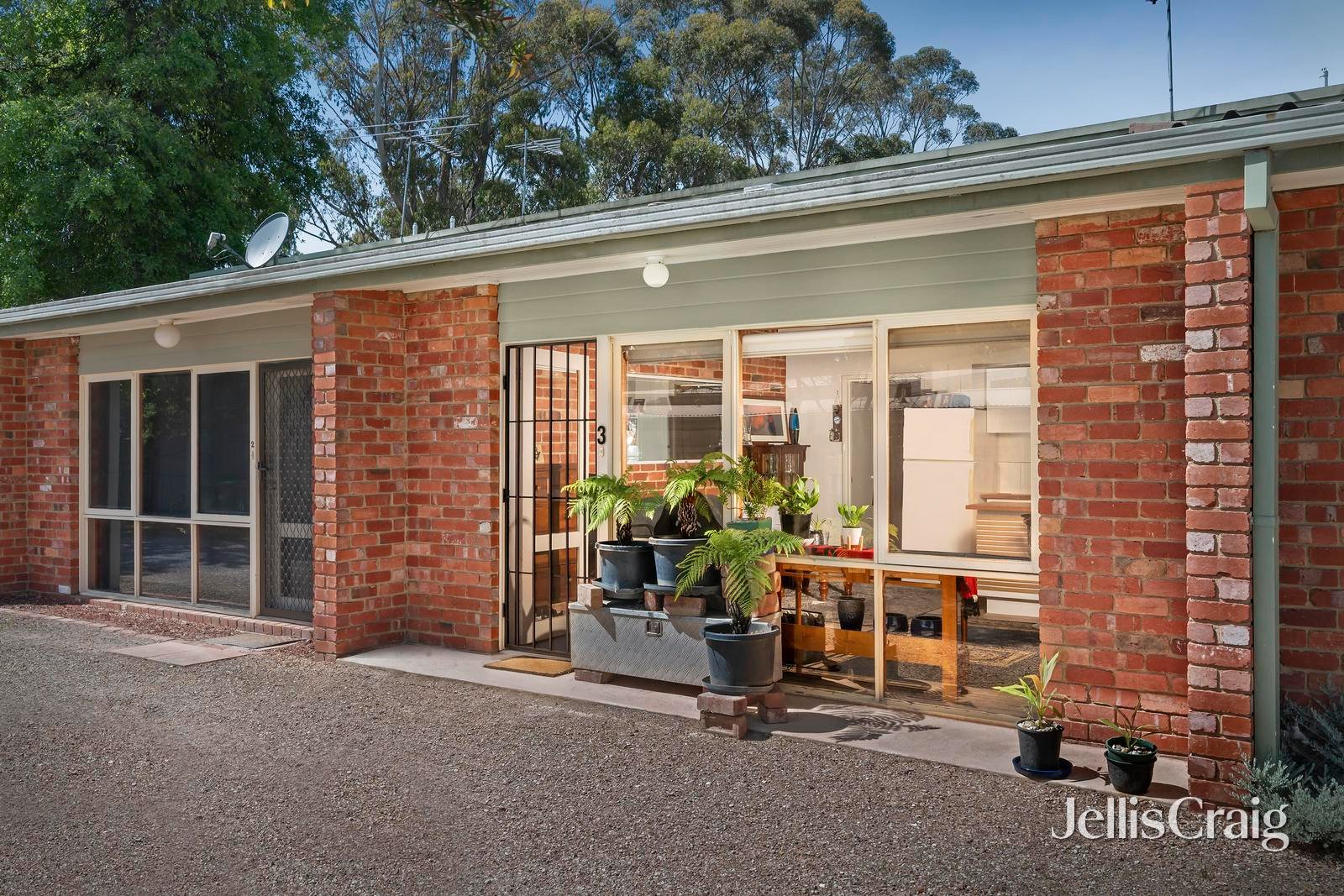 3/79 Castella Street, Lilydale image 1