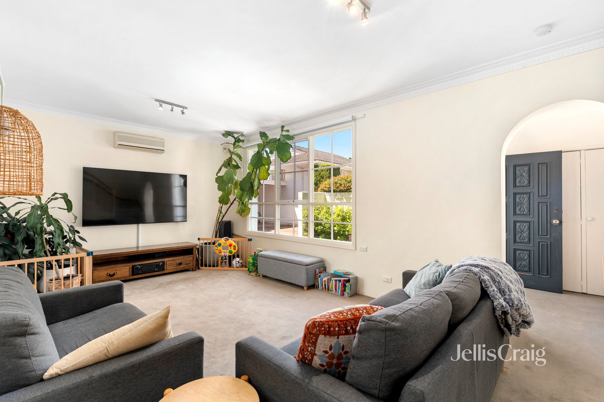 3/79 Finch Street, Malvern East image 2