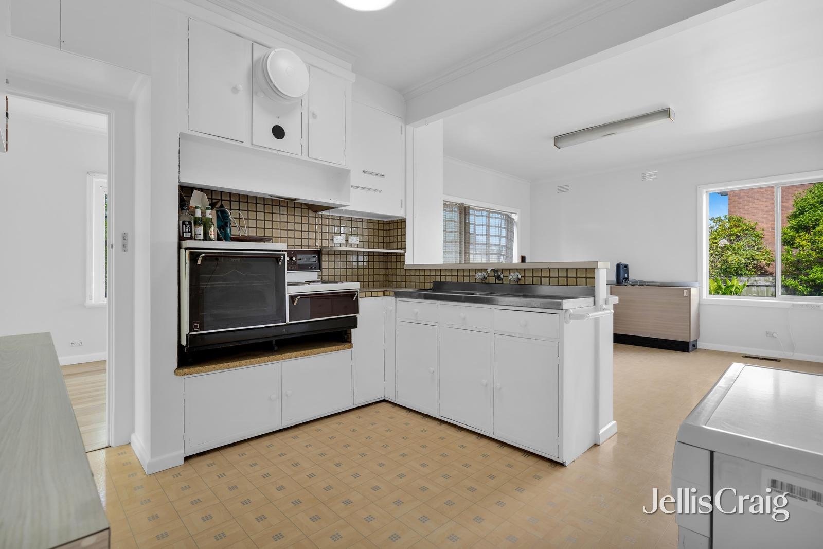 379 Stephensons Road, Mount&nbsp;Waverley image 9